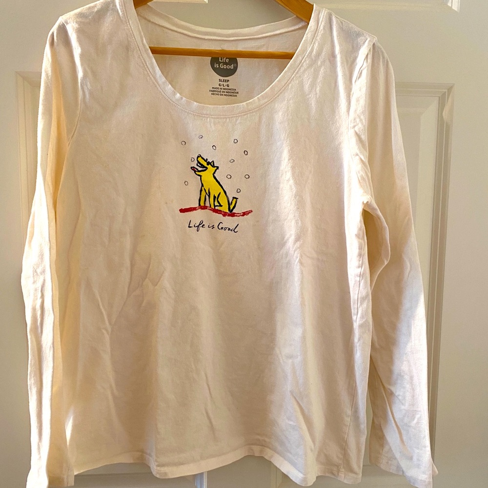 Life is good long sleeve T-shirt puppy dog snow